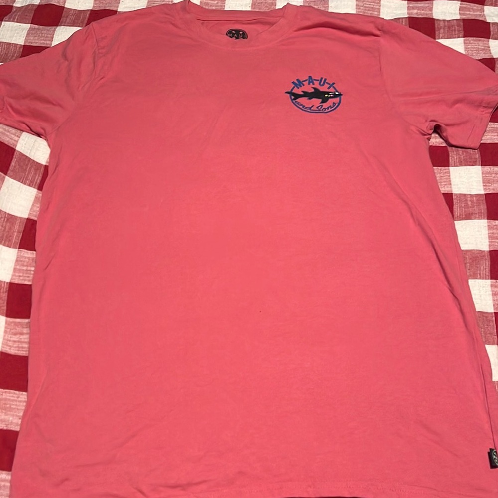 Size medium
Pink  logo design
No stains or issues